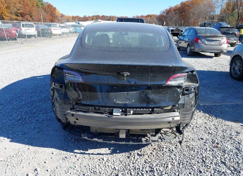 Photo 17 of 2018 Tesla Model 3 LONG RANGE/MID RANGE (VIN 5YJ3E1EA9JF152769)