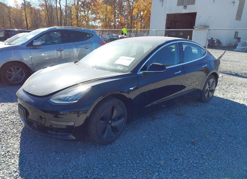 Photo 2 of 2018 Tesla Model 3 LONG RANGE/MID RANGE (VIN 5YJ3E1EA9JF152769)