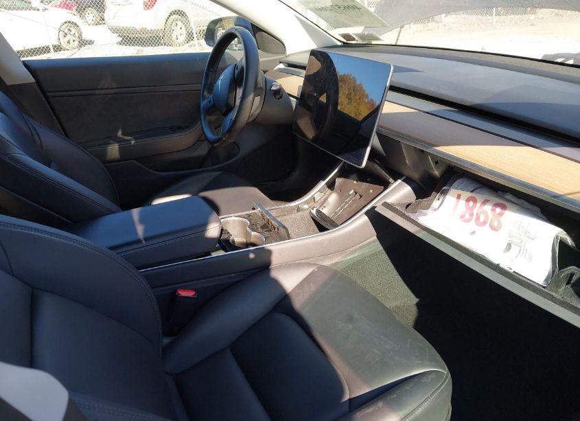 Photo 5 of 2018 Tesla Model 3 LONG RANGE/MID RANGE (VIN 5YJ3E1EA9JF152769)