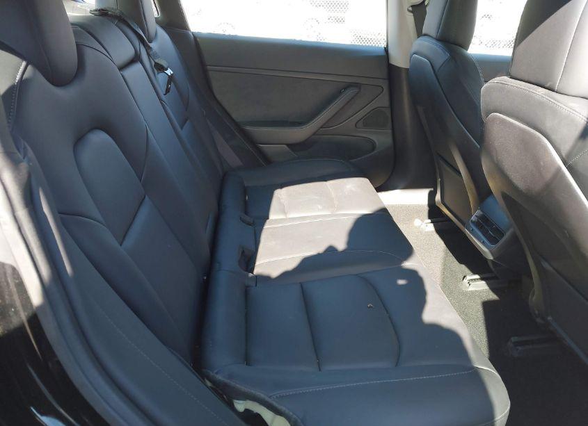 Photo 8 of 2018 Tesla Model 3 LONG RANGE/MID RANGE (VIN 5YJ3E1EA9JF152769)