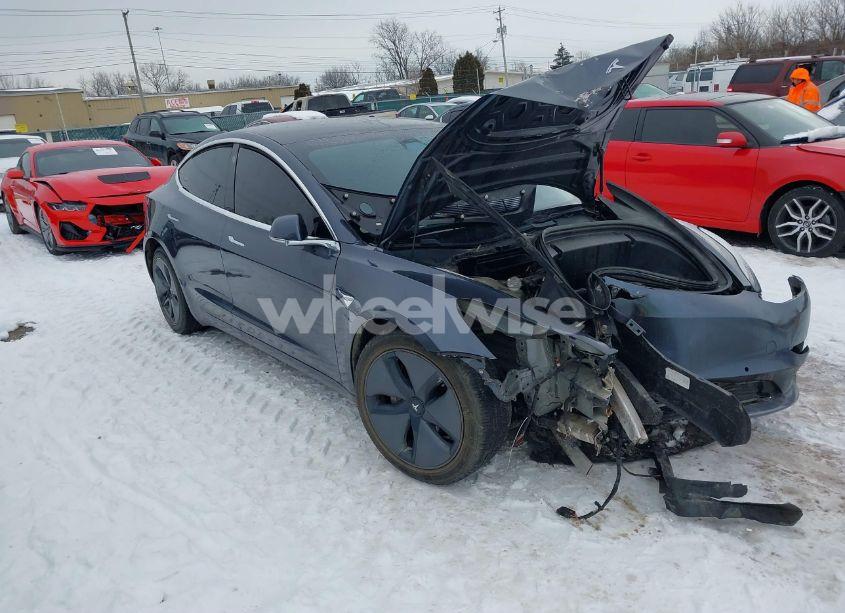 2020 Tesla Model 3 STANDARD RANGE PLUS REAR-WHEEL DRIVE/STANDARD RANGE REAR-WHEEL DRIVE (VIN 5YJ3E1EA9LF657858) main photo
