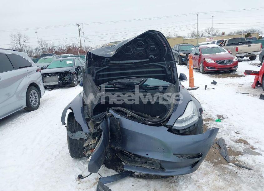 Photo 12 of 2020 Tesla Model 3 STANDARD RANGE PLUS REAR-WHEEL DRIVE/STANDARD RANGE REAR-WHEEL DRIVE (VIN 5YJ3E1EA9LF657858)