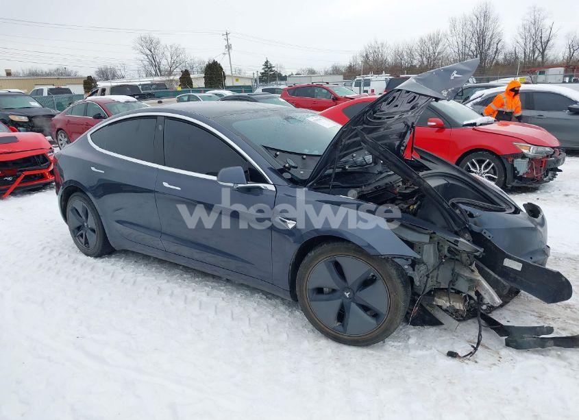 Photo 13 of 2020 Tesla Model 3 STANDARD RANGE PLUS REAR-WHEEL DRIVE/STANDARD RANGE REAR-WHEEL DRIVE (VIN 5YJ3E1EA9LF657858)