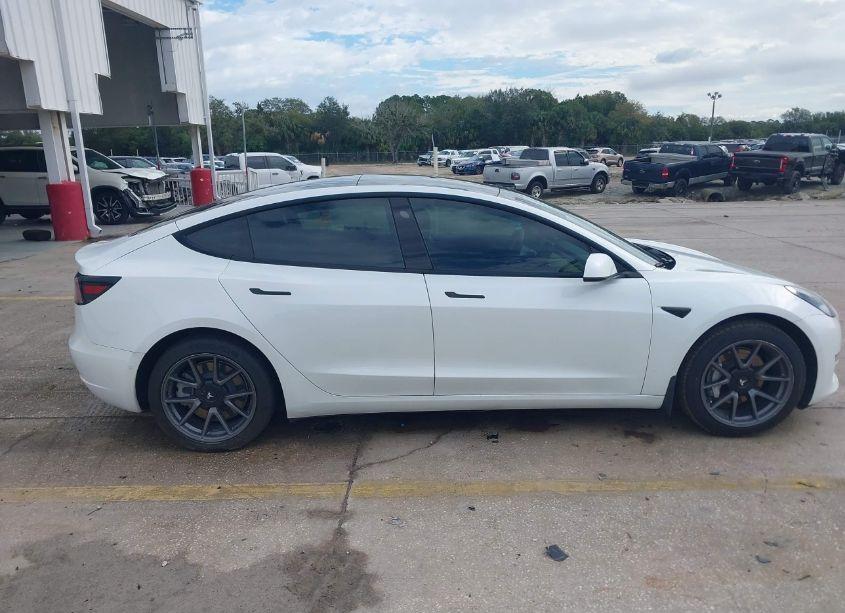 Photo 13 of 2021 Tesla Model 3 STANDARD RANGE PLUS REAR-WHEEL DRIVE (VIN 5YJ3E1EA9MF861058)