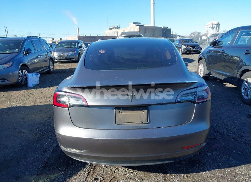 Photo 15 of 2021 Tesla Model 3 STANDARD RANGE PLUS REAR-WHEEL DRIVE (VIN 5YJ3E1EA9MF915135)