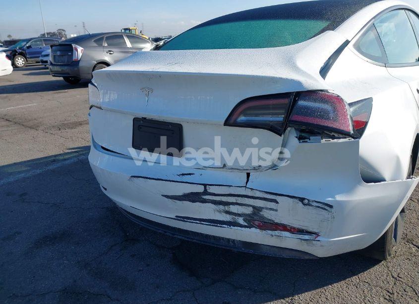 Photo 6 of 2021 Tesla Model 3 STANDARD RANGE PLUS REAR-WHEEL DRIVE (VIN 5YJ3E1EA9MF998081)