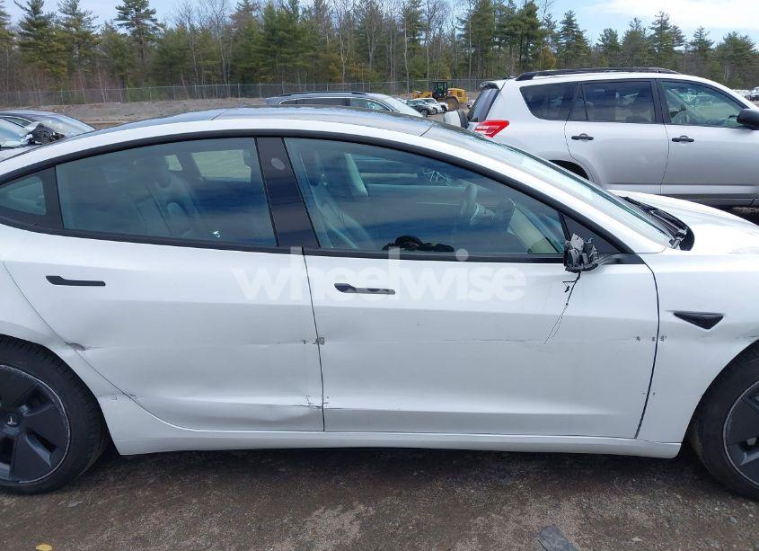 Photo 13 of 2022 Tesla Model 3 REAR-WHEEL DRIVE (VIN 5YJ3E1EA9NF101519)