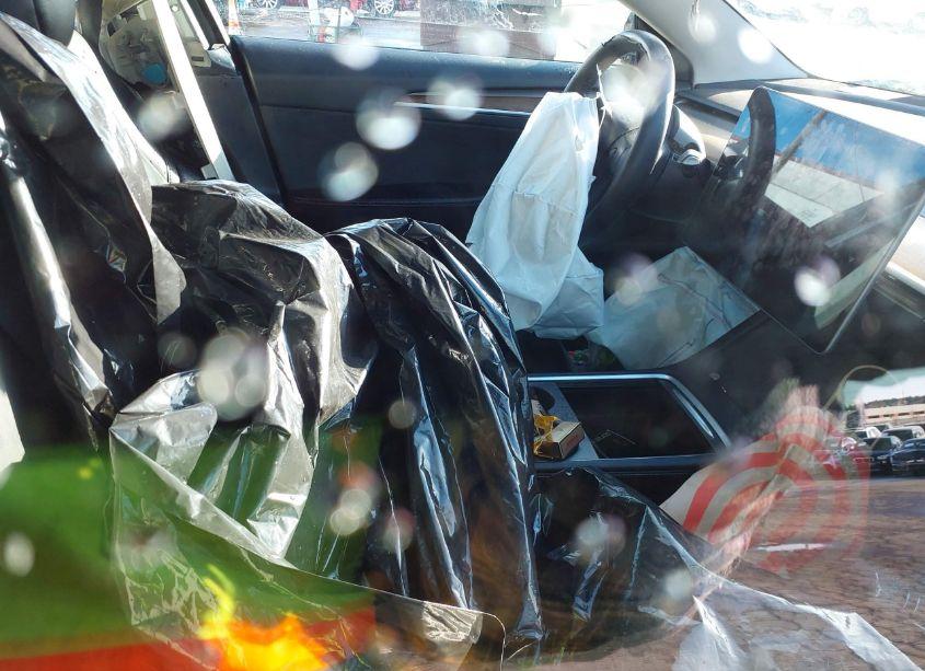 Photo 17 of 2022 Tesla Model 3 REAR-WHEEL DRIVE (VIN 5YJ3E1EA9NF145116)