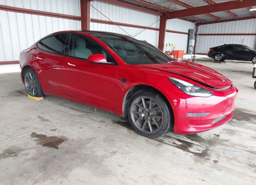 2022 Tesla Model 3 REAR-WHEEL DRIVE (VIN 5YJ3E1EA9NF162126) main photo