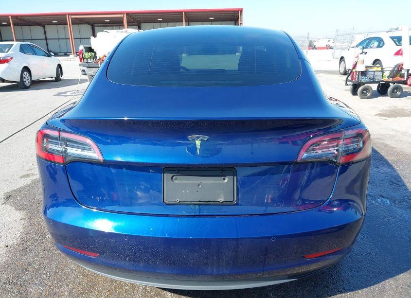 Photo 16 of 2022 Tesla Model 3 REAR-WHEEL DRIVE (VIN 5YJ3E1EA9NF185227)