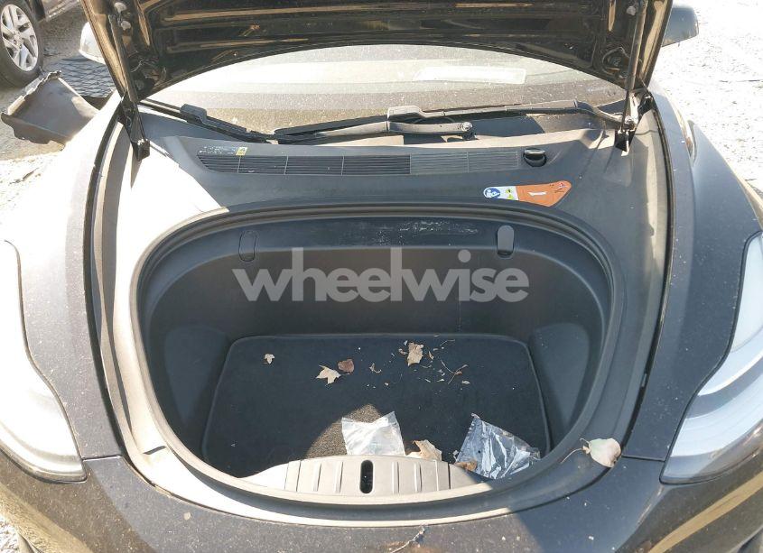 Photo 10 of 2018 Tesla Model 3 LONG RANGE/MID RANGE (VIN 5YJ3E1EAXJF004954)