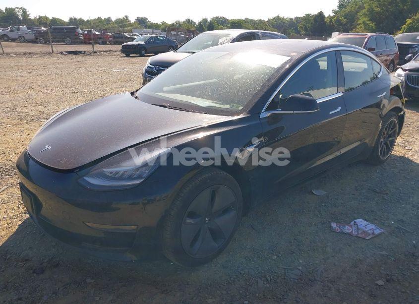Photo 2 of 2018 Tesla Model 3 LONG RANGE/MID RANGE (VIN 5YJ3E1EAXJF004954)