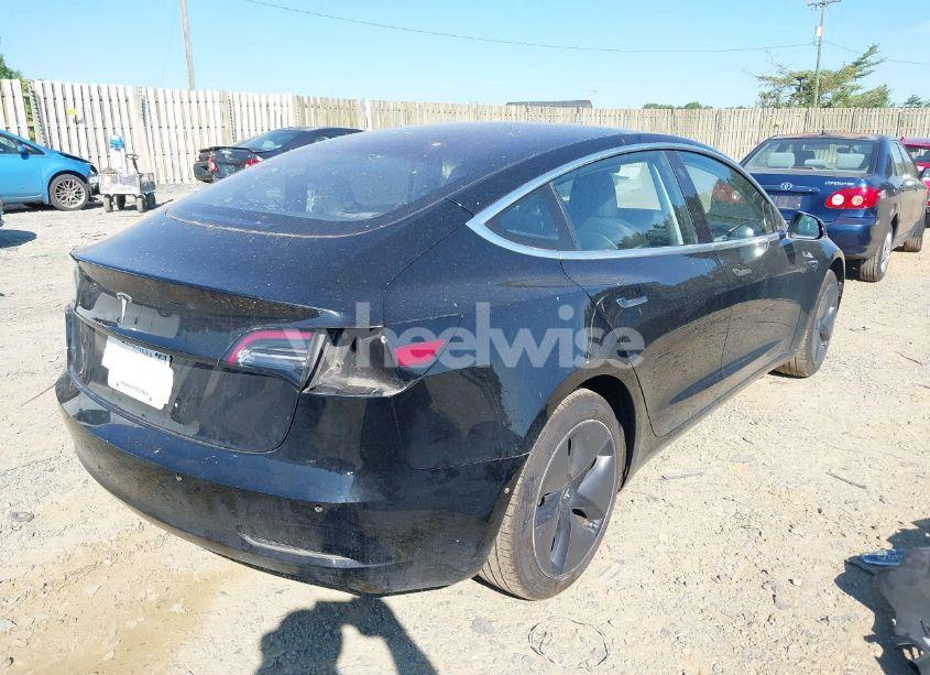 Photo 4 of 2018 Tesla Model 3 LONG RANGE/MID RANGE (VIN 5YJ3E1EAXJF004954)