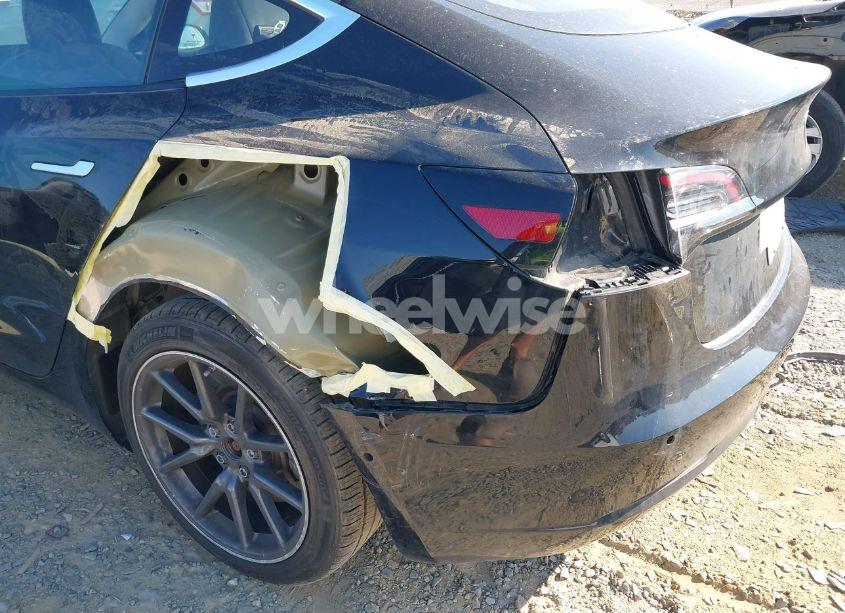 Photo 6 of 2018 Tesla Model 3 LONG RANGE/MID RANGE (VIN 5YJ3E1EAXJF004954)