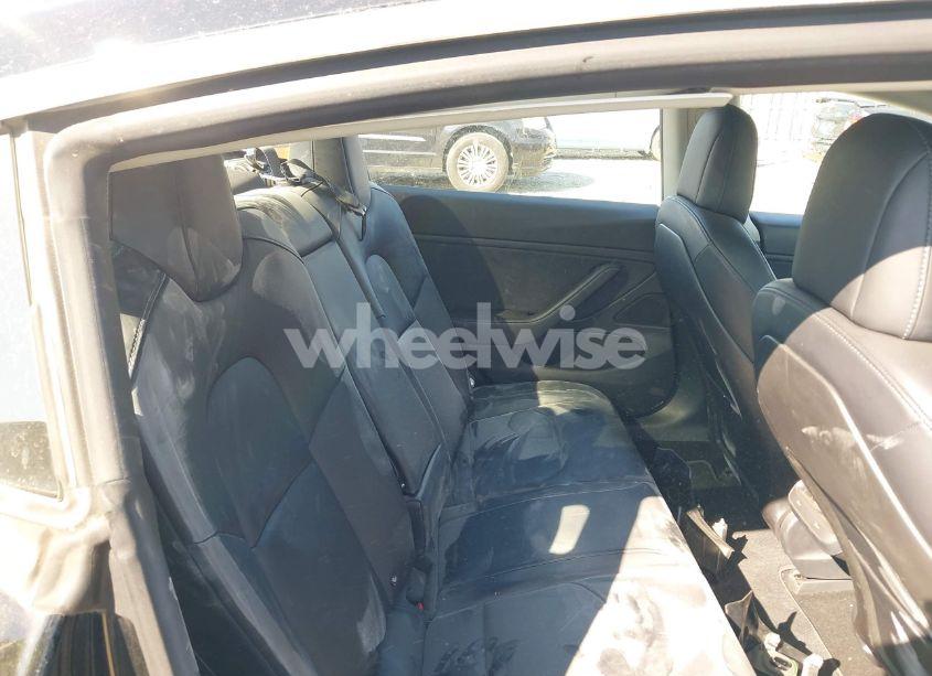 Photo 8 of 2018 Tesla Model 3 LONG RANGE/MID RANGE (VIN 5YJ3E1EAXJF004954)