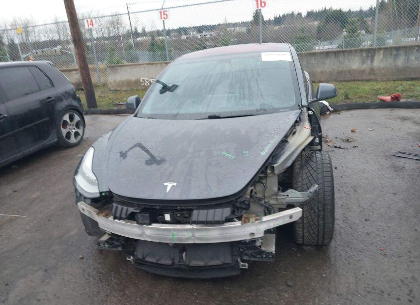 Photo 13 of 2018 Tesla Model 3 LONG RANGE/MID RANGE (VIN 5YJ3E1EAXJF012021)