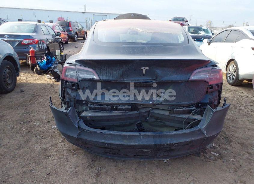 Photo 6 of 2018 Tesla Model 3 LONG RANGE/MID RANGE (VIN 5YJ3E1EAXJF020622)