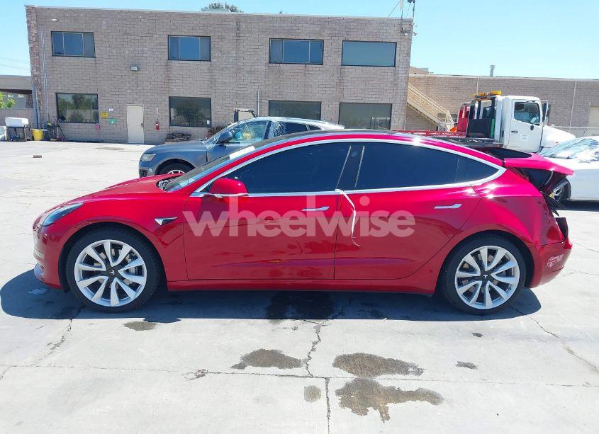 Photo 14 of 2018 Tesla Model 3 LONG RANGE/MID RANGE (VIN 5YJ3E1EAXJF048839)
