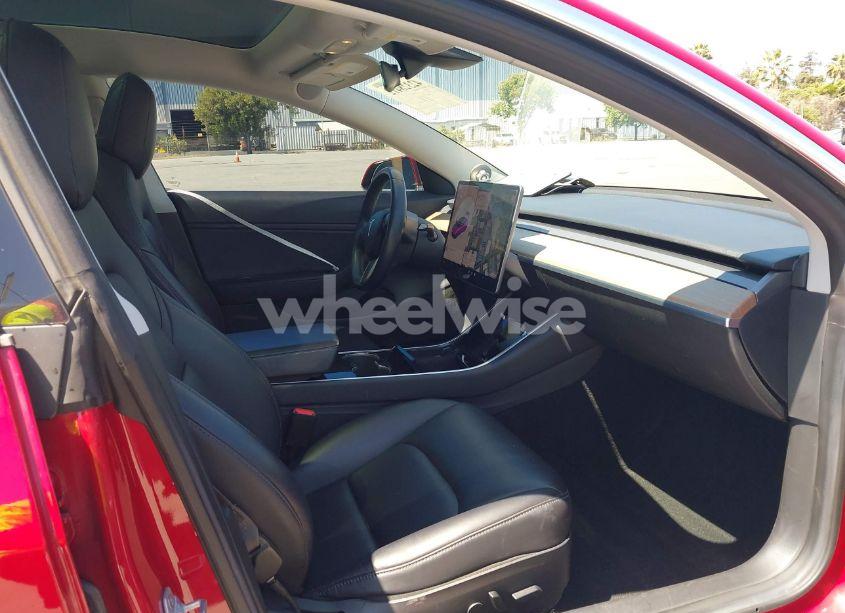 Photo 5 of 2018 Tesla Model 3 LONG RANGE/MID RANGE (VIN 5YJ3E1EAXJF048839)