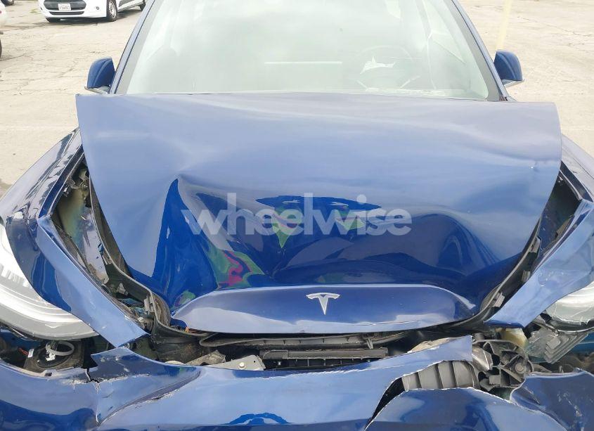 Photo 10 of 2018 Tesla Model 3 LONG RANGE/MID RANGE (VIN 5YJ3E1EAXJF160783)