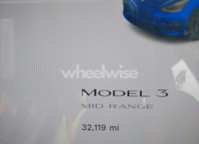Photo 16 of 2018 Tesla Model 3 LONG RANGE/MID RANGE (VIN 5YJ3E1EAXJF160783)