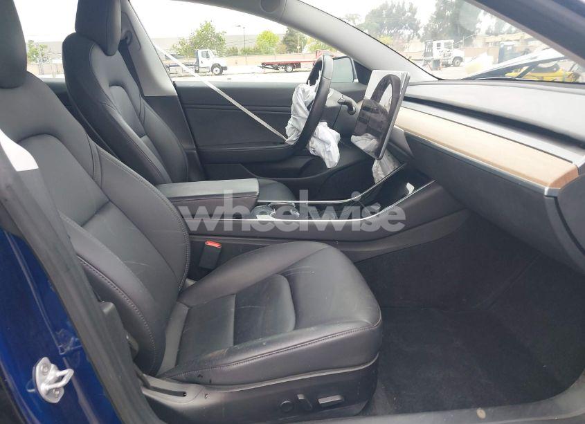 Photo 5 of 2018 Tesla Model 3 LONG RANGE/MID RANGE (VIN 5YJ3E1EAXJF160783)