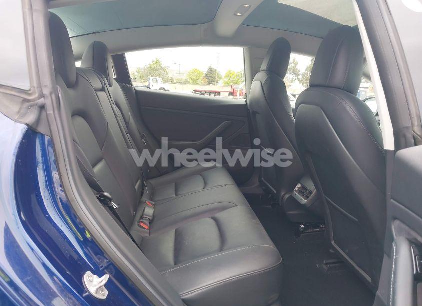 Photo 8 of 2018 Tesla Model 3 LONG RANGE/MID RANGE (VIN 5YJ3E1EAXJF160783)