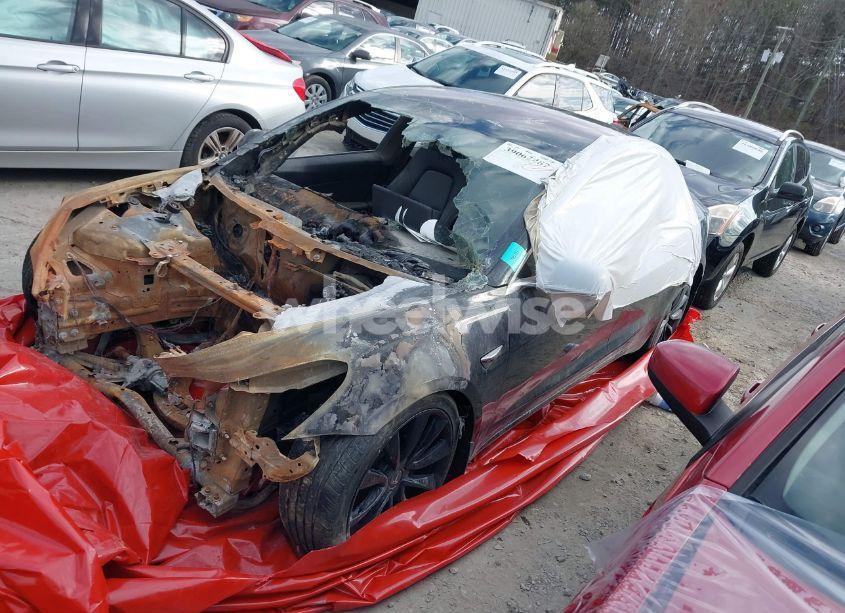 Photo 2 of 2018 Tesla Model 3 LONG RANGE/MID RANGE (VIN 5YJ3E1EAXJF176028)