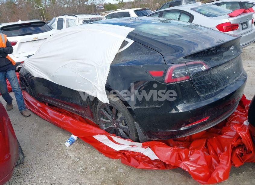 Photo 3 of 2018 Tesla Model 3 LONG RANGE/MID RANGE (VIN 5YJ3E1EAXJF176028)