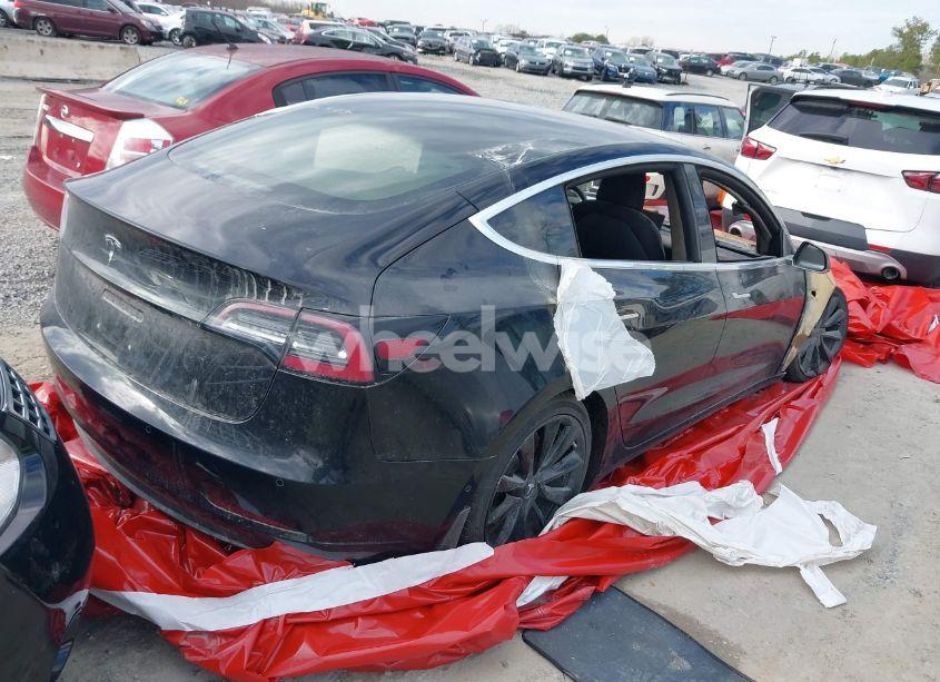 Photo 4 of 2018 Tesla Model 3 LONG RANGE/MID RANGE (VIN 5YJ3E1EAXJF176028)