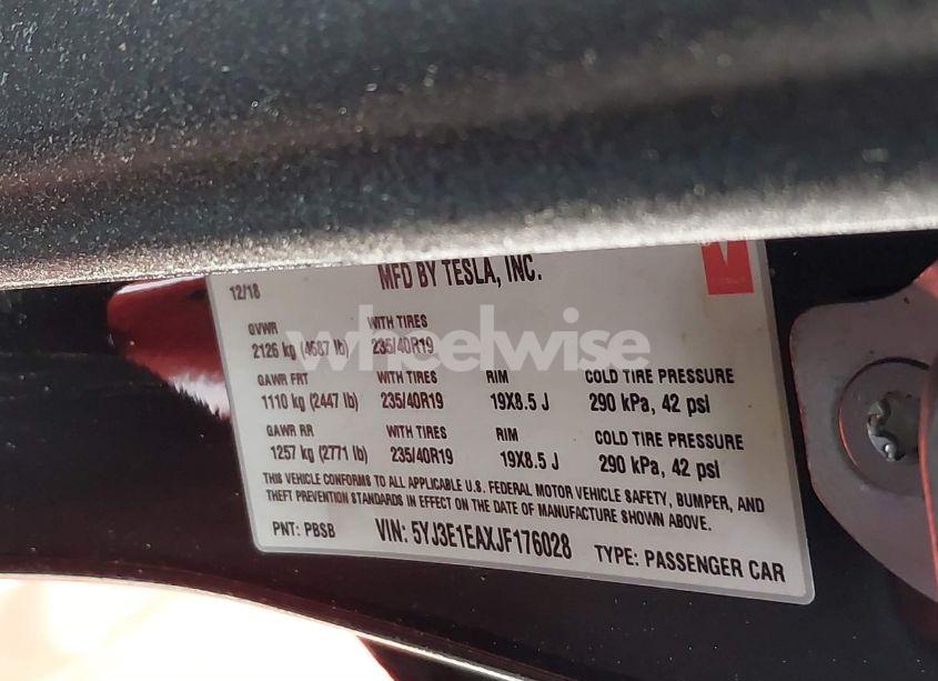 Photo 8 of 2018 Tesla Model 3 LONG RANGE/MID RANGE (VIN 5YJ3E1EAXJF176028)