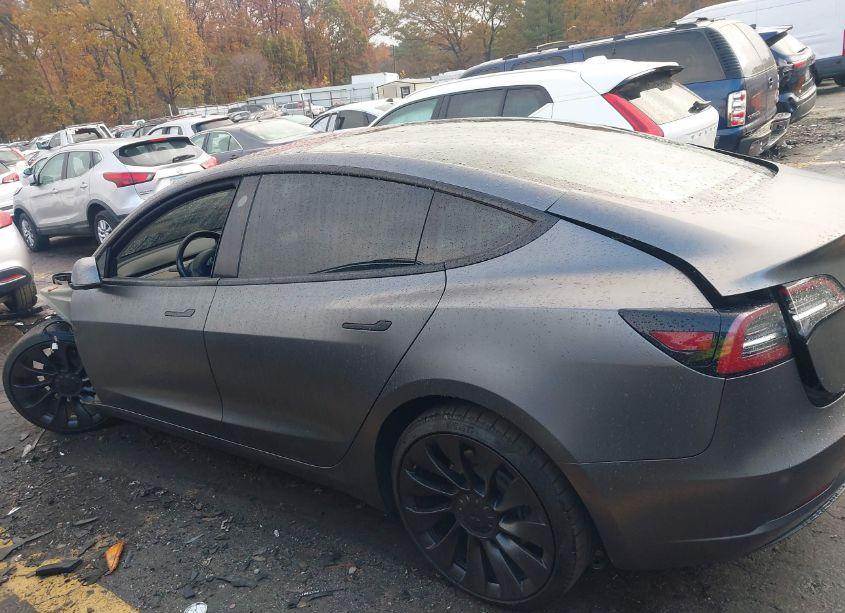 Photo 13 of 2019 Tesla Model 3 LONG RANGE/MID RANGE/STANDARD RANGE/STANDARD RANGE PLUS (VIN 5YJ3E1EAXKF173583)