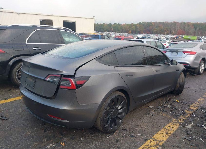 Photo 4 of 2019 Tesla Model 3 LONG RANGE/MID RANGE/STANDARD RANGE/STANDARD RANGE PLUS (VIN 5YJ3E1EAXKF173583)
