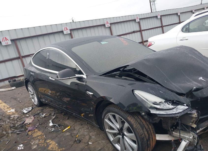 Photo 12 of 2019 Tesla Model 3 LONG RANGE/MID RANGE/STANDARD RANGE/STANDARD RANGE PLUS (VIN 5YJ3E1EAXKF417068)