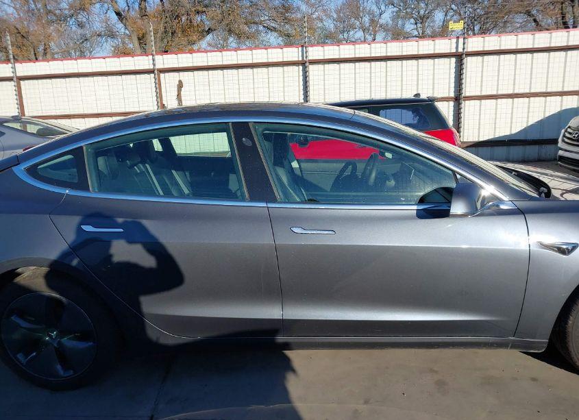 Photo 14 of 2019 Tesla Model 3 LONG RANGE/MID RANGE/STANDARD RANGE/STANDARD RANGE PLUS (VIN 5YJ3E1EAXKF435697)