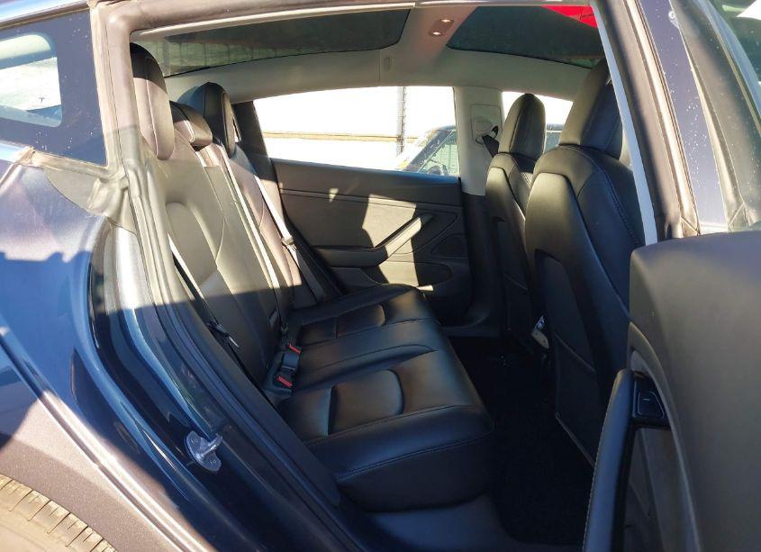 Photo 8 of 2019 Tesla Model 3 LONG RANGE/MID RANGE/STANDARD RANGE/STANDARD RANGE PLUS (VIN 5YJ3E1EAXKF435697)
