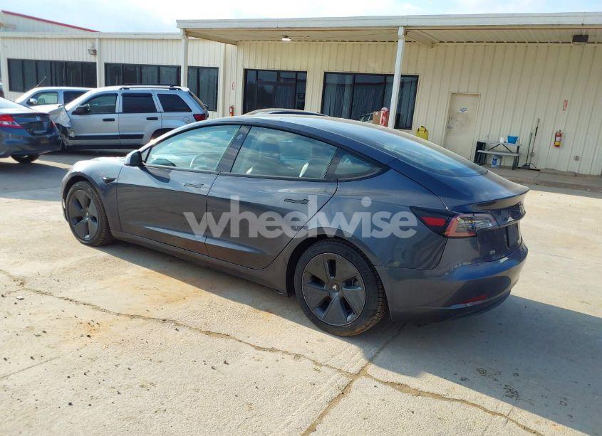 Photo 3 of 2021 Tesla Model 3 STANDARD RANGE PLUS REAR-WHEEL DRIVE (VIN 5YJ3E1EAXMF095146)
