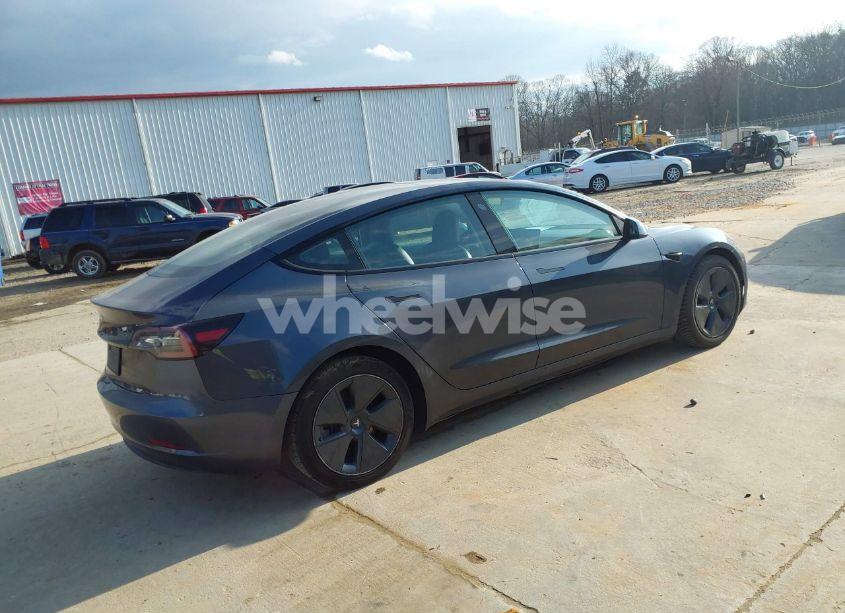 Photo 4 of 2021 Tesla Model 3 STANDARD RANGE PLUS REAR-WHEEL DRIVE (VIN 5YJ3E1EAXMF095146)