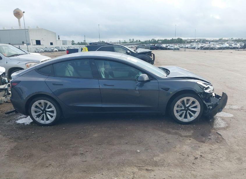 Photo 13 of 2021 Tesla Model 3 STANDARD RANGE PLUS REAR-WHEEL DRIVE (VIN 5YJ3E1EAXMF921851)