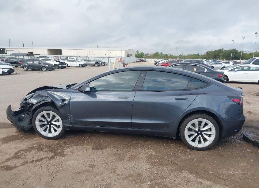 Photo 14 of 2021 Tesla Model 3 STANDARD RANGE PLUS REAR-WHEEL DRIVE (VIN 5YJ3E1EAXMF921851)