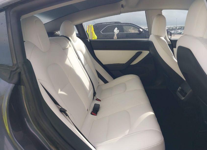 Photo 8 of 2021 Tesla Model 3 STANDARD RANGE PLUS REAR-WHEEL DRIVE (VIN 5YJ3E1EAXMF921851)