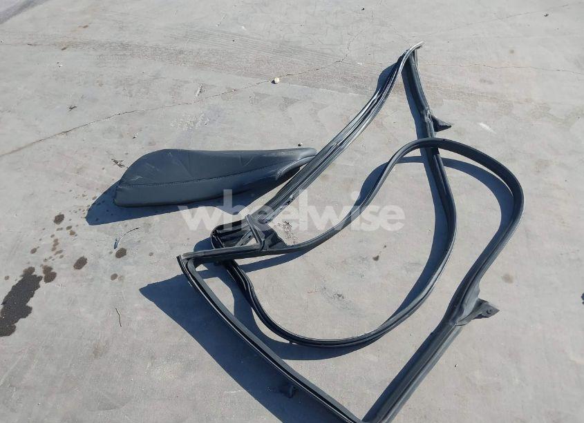 Photo 12 of 2022 Tesla Model 3 REAR-WHEEL DRIVE (VIN 5YJ3E1EAXNF338584)