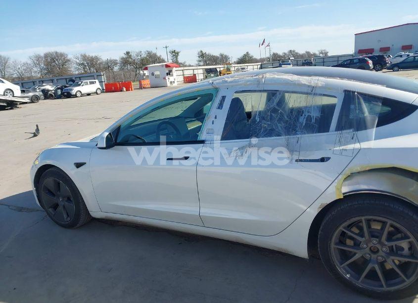 Photo 15 of 2022 Tesla Model 3 REAR-WHEEL DRIVE (VIN 5YJ3E1EAXNF338584)