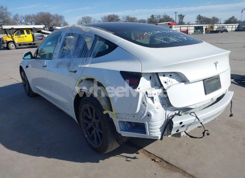 Photo 3 of 2022 Tesla Model 3 REAR-WHEEL DRIVE (VIN 5YJ3E1EAXNF338584)