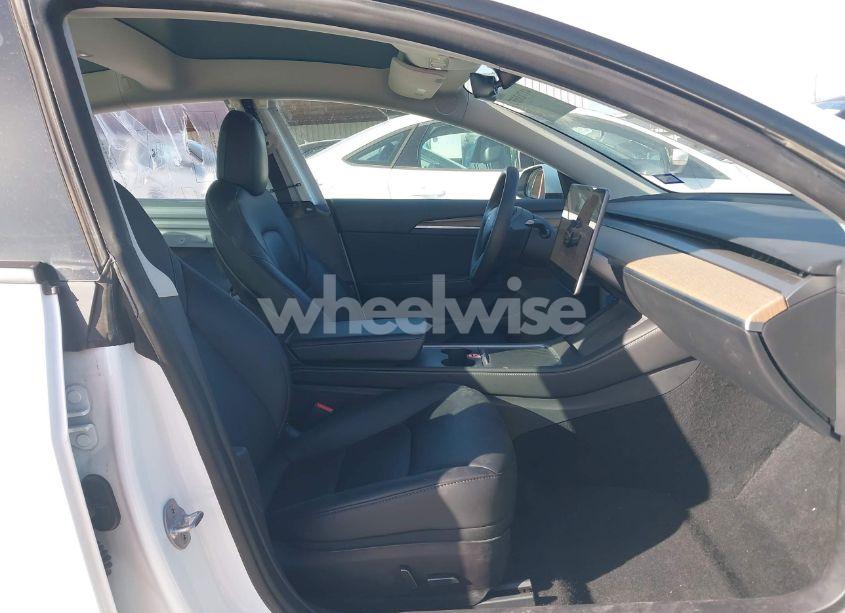 Photo 5 of 2022 Tesla Model 3 REAR-WHEEL DRIVE (VIN 5YJ3E1EAXNF338584)