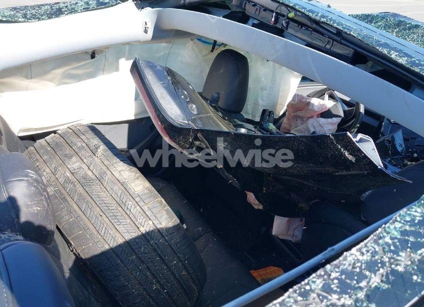 Photo 8 of 2025 Tesla Model 3 LONG RANGE REAR-WHEEL DRIVE (VIN 5YJ3E1EAXSF927128)