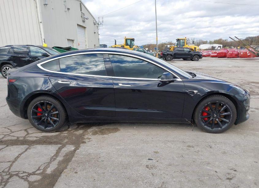 Photo 12 of 2018 Tesla Model 3 LONG RANGE/PERFORMANCE (VIN 5YJ3E1EB0JF069708)