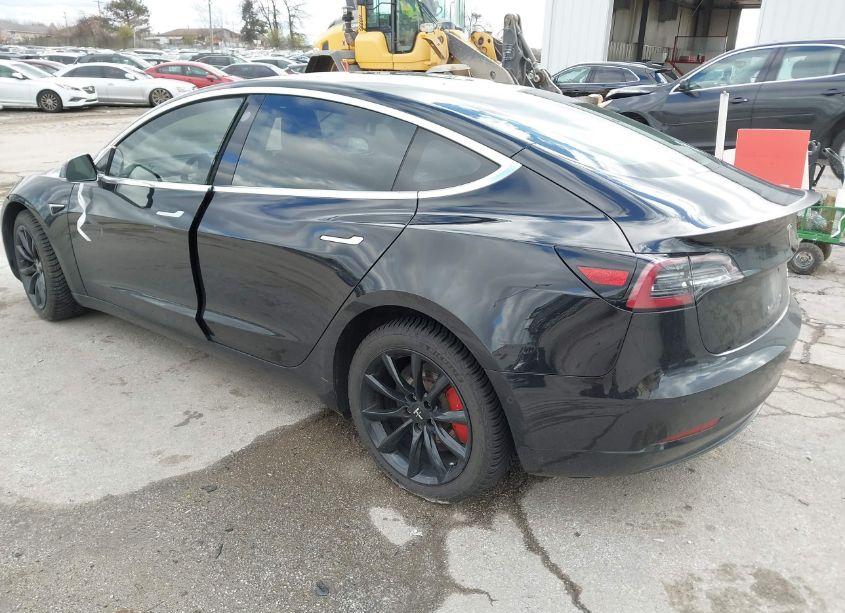 Photo 3 of 2018 Tesla Model 3 LONG RANGE/PERFORMANCE (VIN 5YJ3E1EB0JF069708)