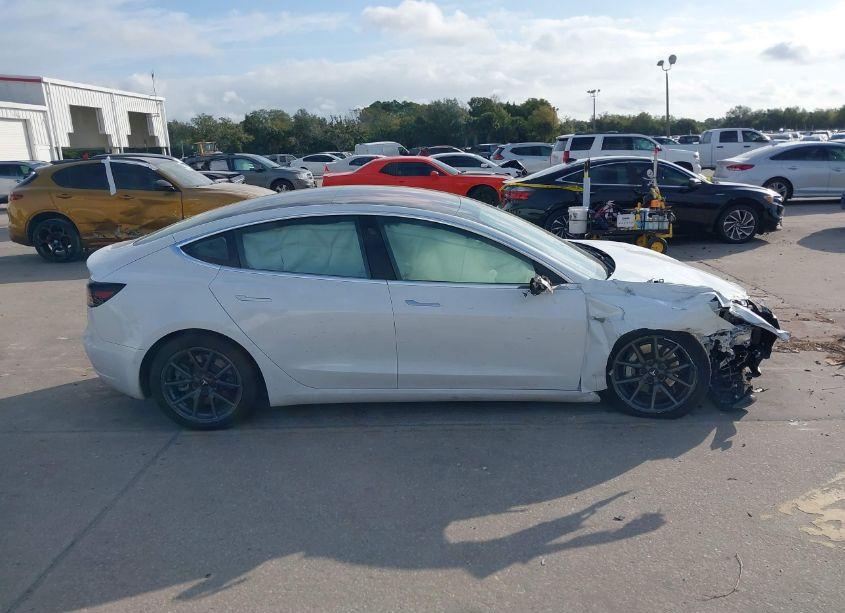 Photo 13 of 2018 Tesla Model 3 LONG RANGE/PERFORMANCE (VIN 5YJ3E1EB0JF115523)