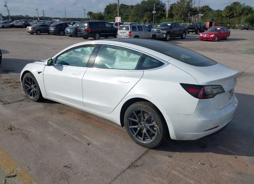 Photo 3 of 2018 Tesla Model 3 LONG RANGE/PERFORMANCE (VIN 5YJ3E1EB0JF115523)